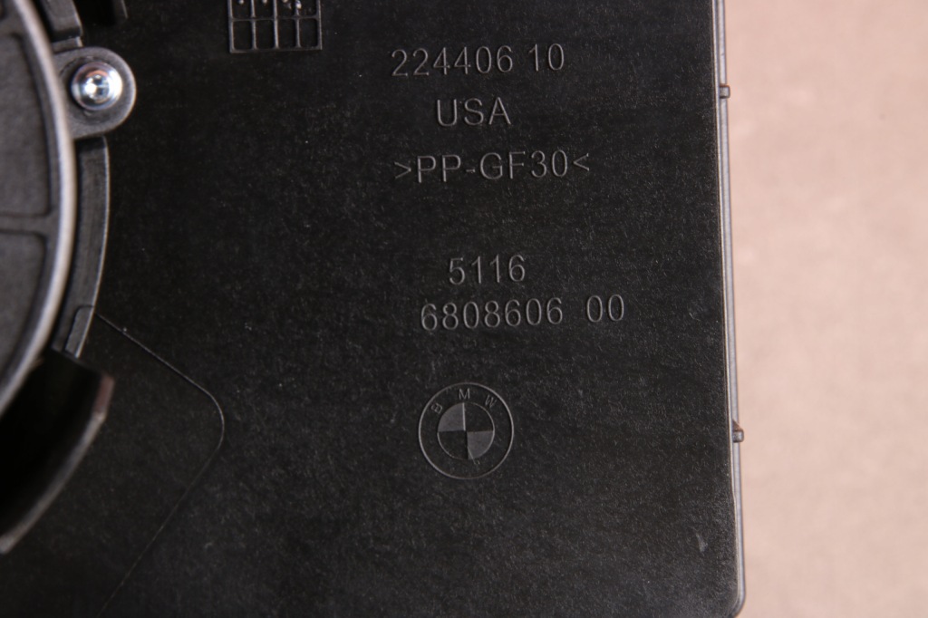 Bmw x5 g05 x6 g06 x7 g07 кронштейн термический na напитки кружки подстаканник 6827173 Цена