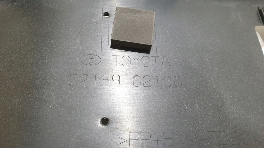 фото №9, Молдинг накладка бампера toyota corolla 5216902100