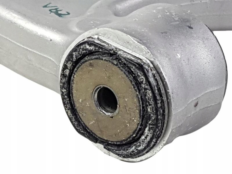 Рычаг перед porsche panamera 3,0d/3,6/4,8/4,8turbo 14- правый в Украине