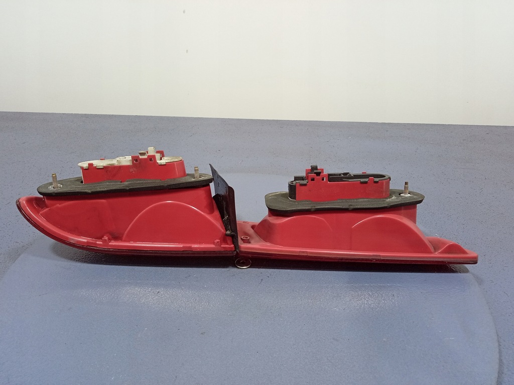 фото №7, Alfa romeo 156 lift sw kombi лампы задняя сторона правая 2 szt