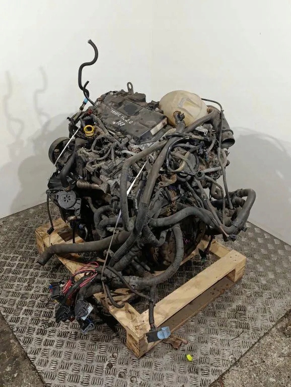 фото №1, Двигатель renault trafic ii фургон fl m9r630 2.0l дизель 2012