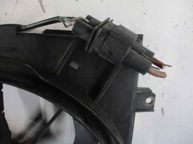 Vw touran audi a3 2.0tdi 136km azv вентилятор радиатора вентилятор 1k0121205ad Оригинал