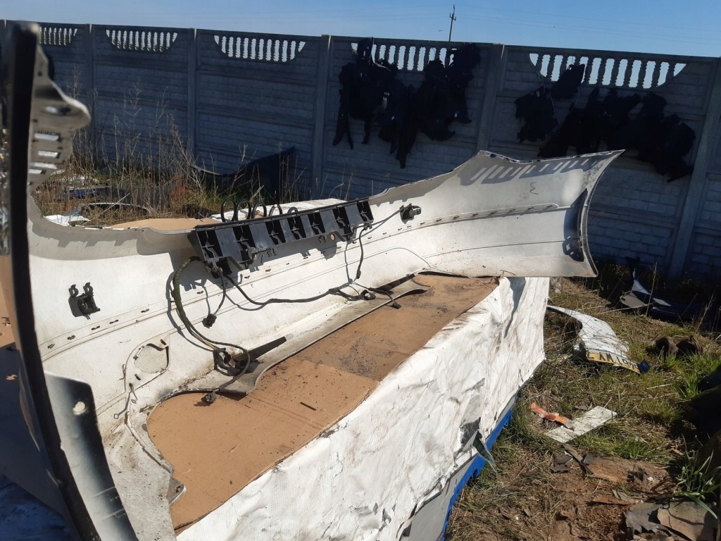 Бампер задний 4x pdc mercedes w204 Доставка