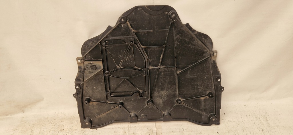 фото №1, Toyota yaris iv плита pod двигун