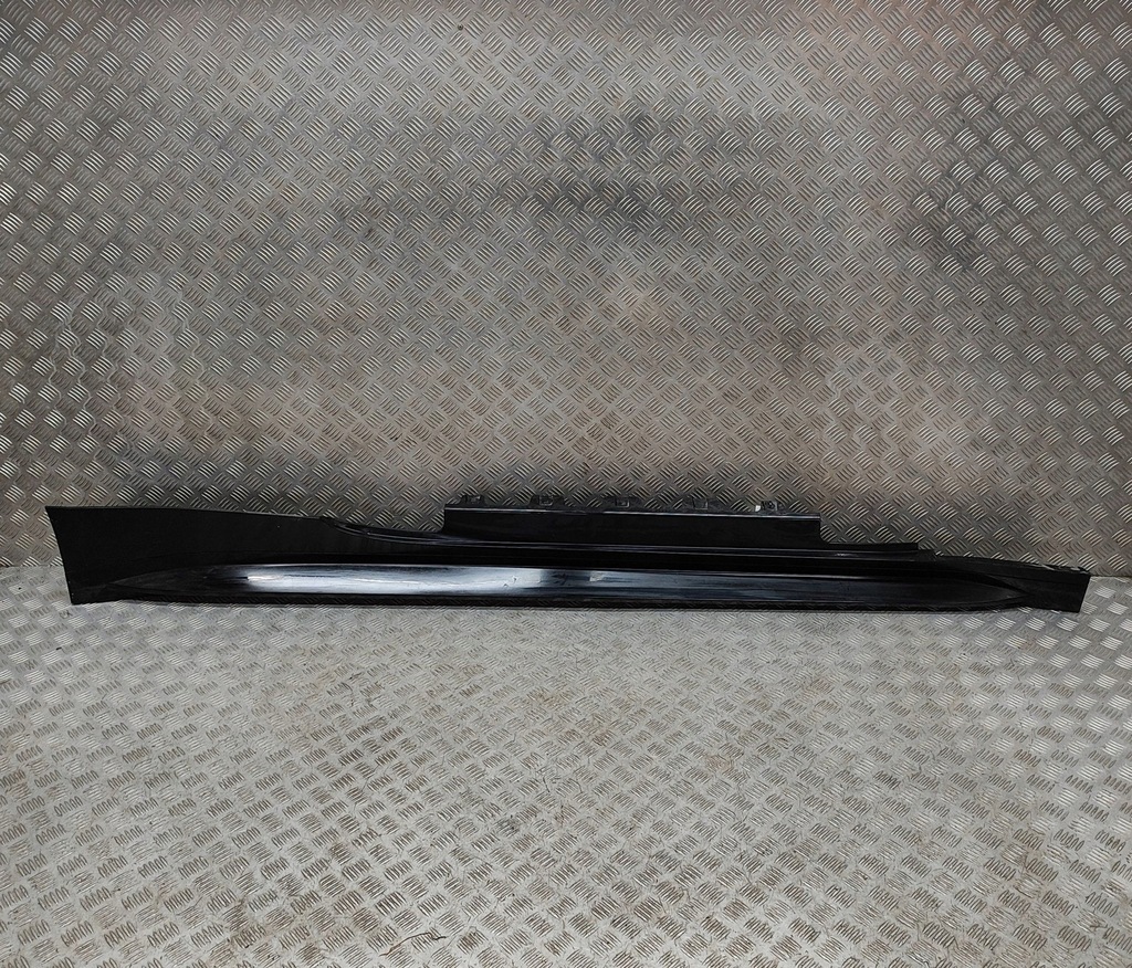 фото №1, Bmw 4 g22 g23 g24 g26 2020 правая сторона порог