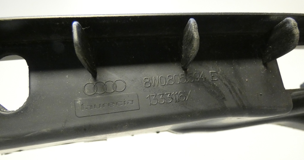 фото №8, Audi a4 b9 8w0805594e 2015- усилитель pas передний обшивка