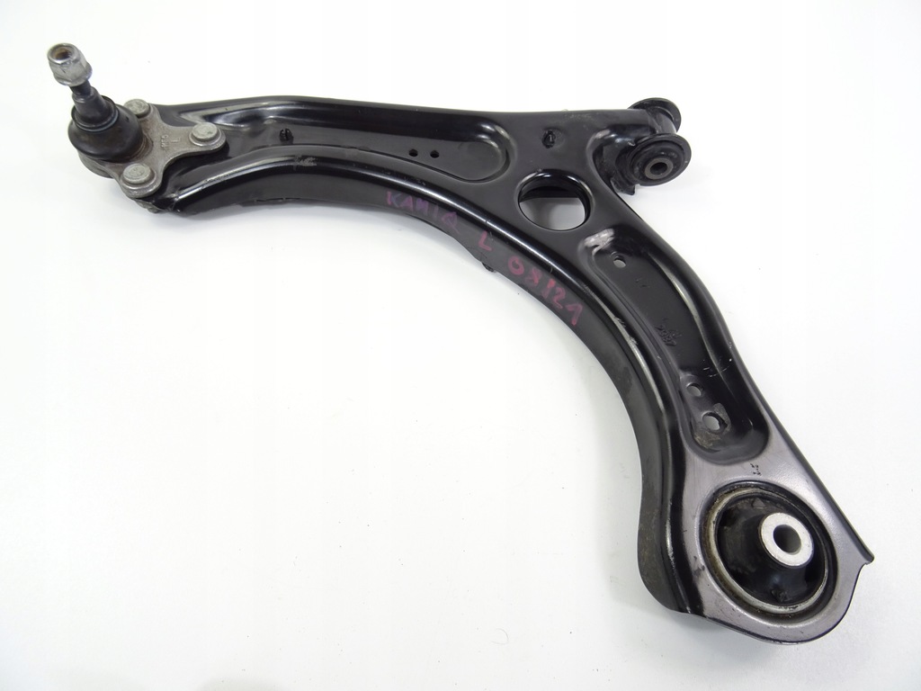 фото №1, Kamiq 1.0tsi рычаг левый перед 2q0407151d 2020