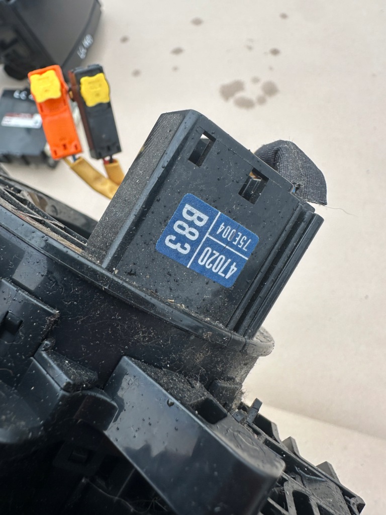 Toyota land cruiser 150 лента подушка безопасности датчик kąta поворота 55406-60360 с Разборки