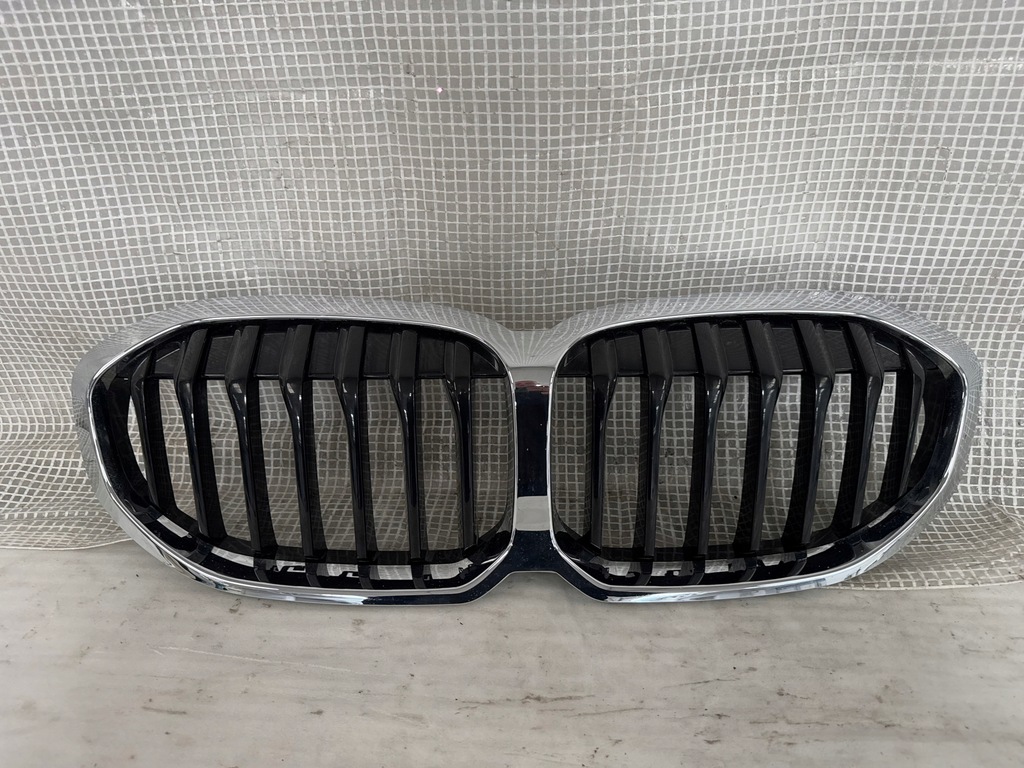 фото №1, Bmw f40 решётка радиатора