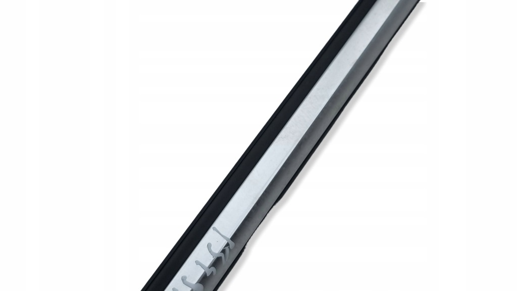 фото №6, Seat ateca 2020 молдинг скло задній