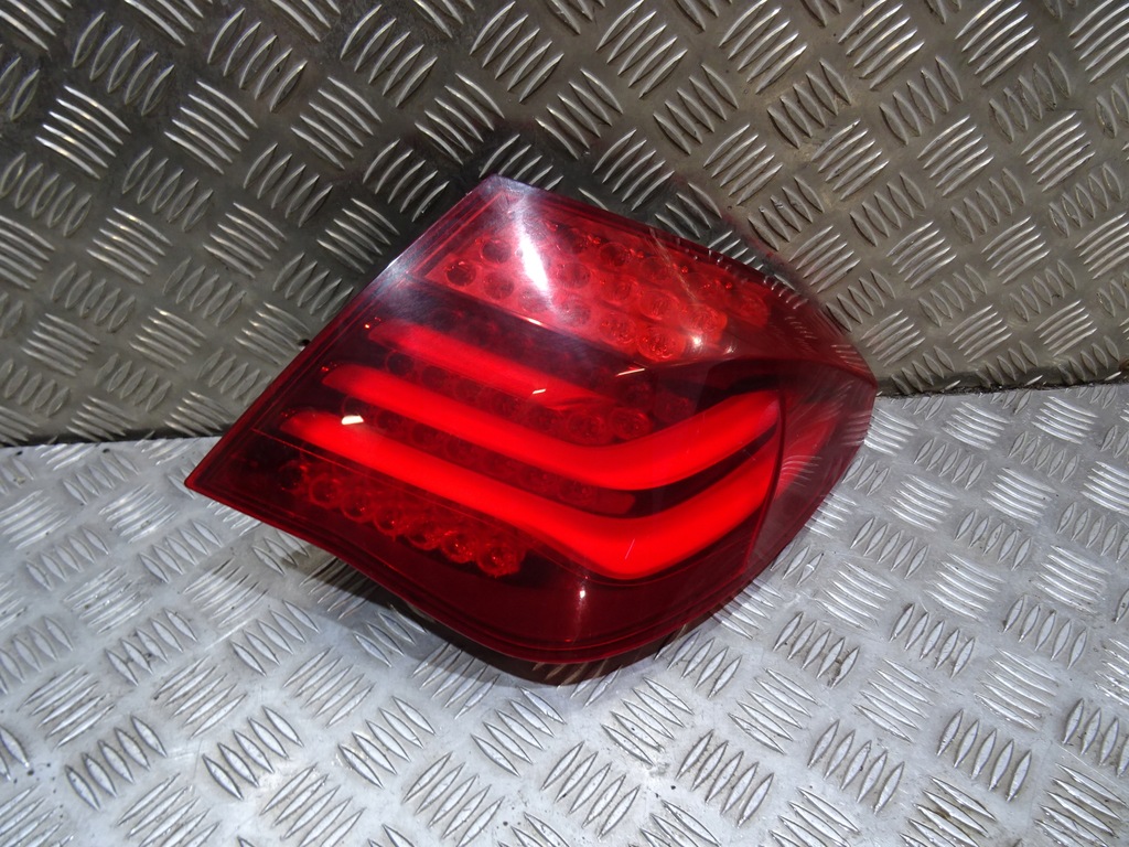 фото №1, Лампа правая задняя bmw 7 f01, f02 7300268 3.0l дизель 2013