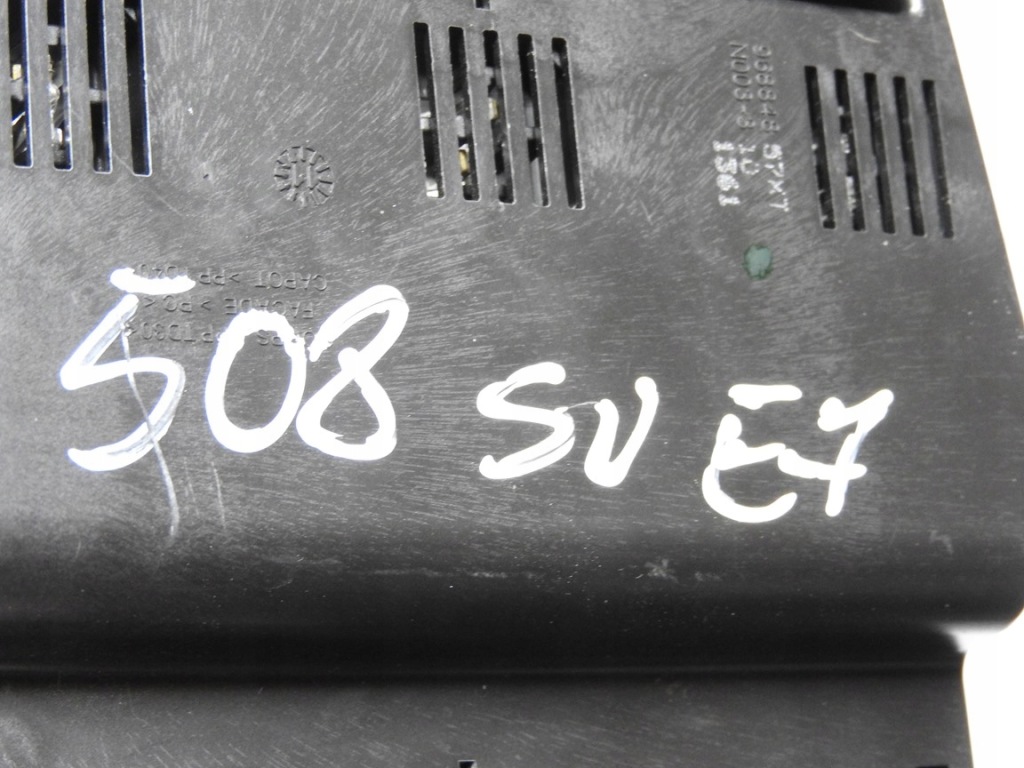 фото №5, Peugeot 508 sw i 10-13 лампа освещение кабины салона 96659054xt