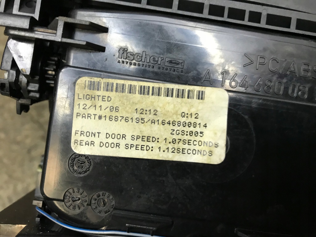 W164 ml бардачок подлокотник туннель среднего gl с Разборки