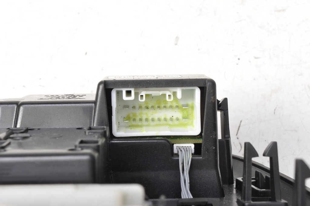 фото №6, Volvo xc90 ii освещение лампа кабины салона 31443745