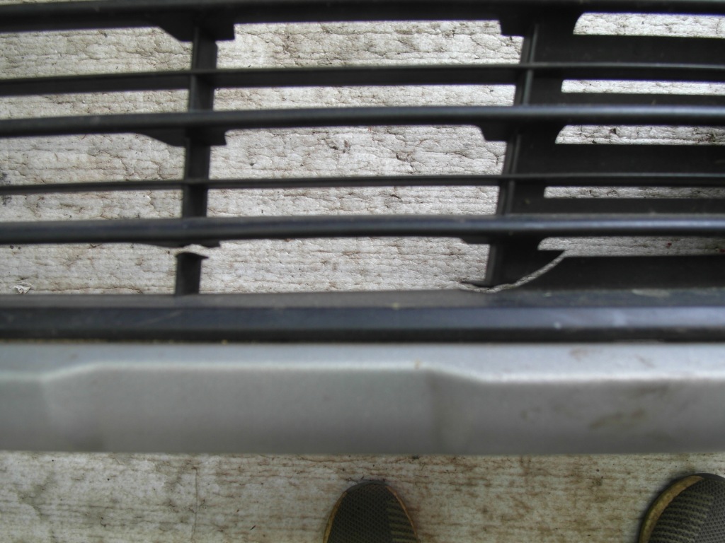 Peugeot rifter бампер передний перед nr70 Оригинал