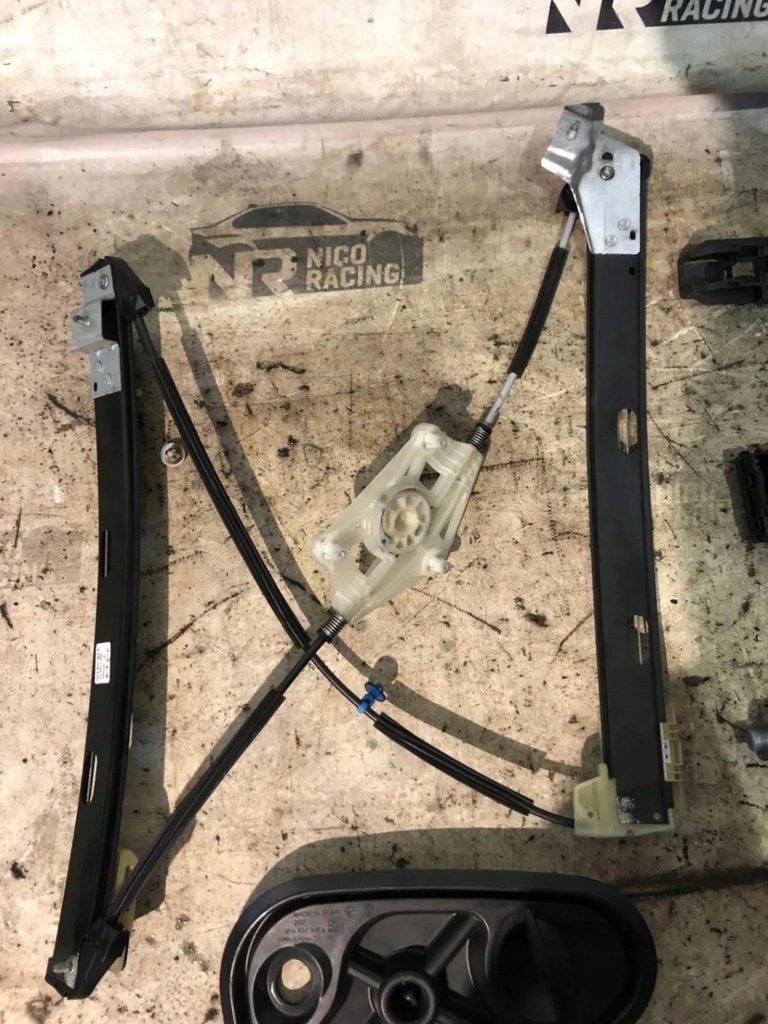 фото №11, Запчасти дверь правый перед seat leon iv