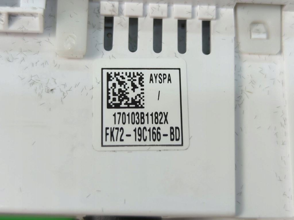 Роз'єм прикурювача jaguar f-pace fk72-19c166-bd Зі Шроту