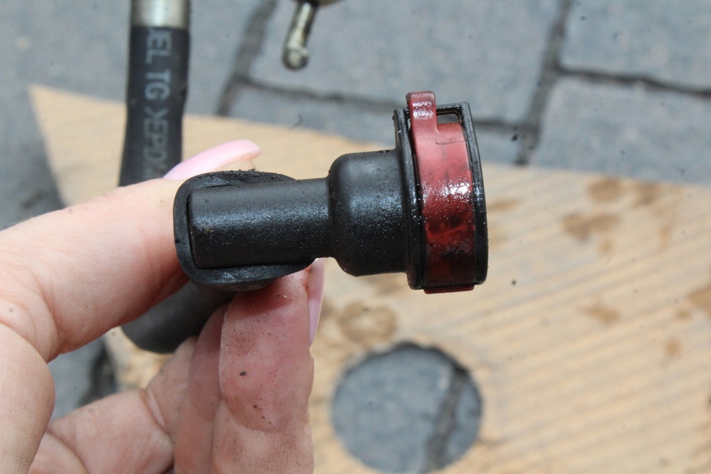 фото №11, Трубка трубка пятого впрыска t25 corolla verso ii rav 4 iii auris 1ad 2ad