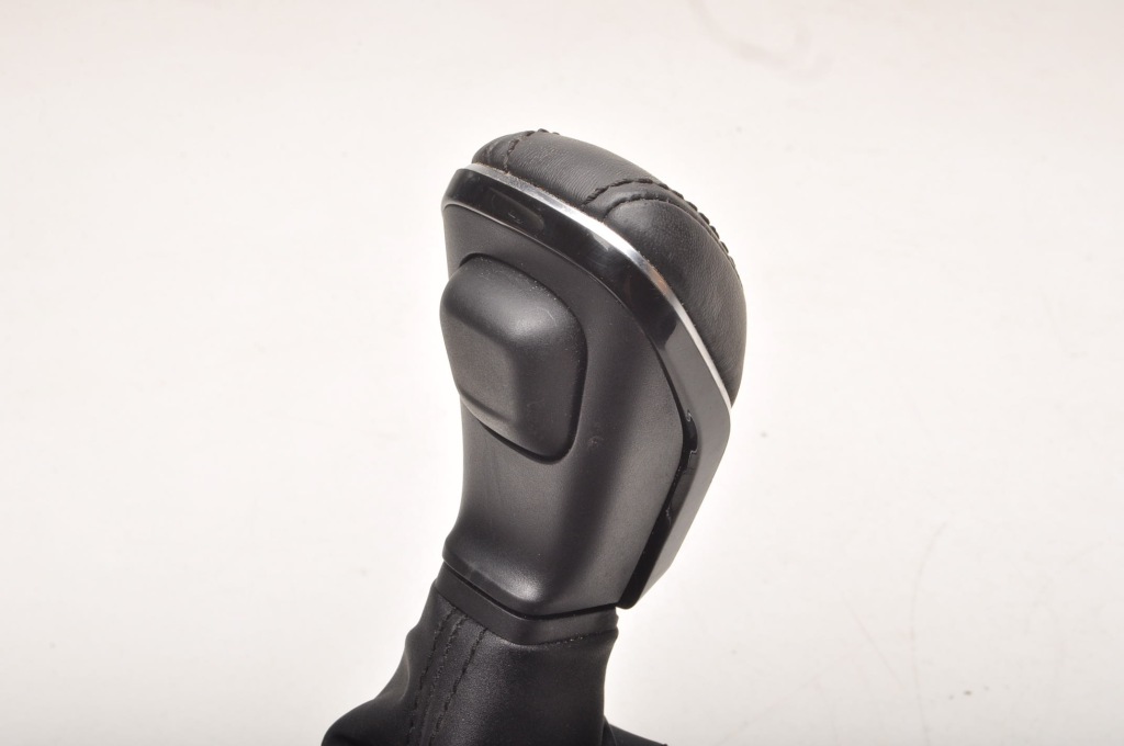 Alfa romeo tonale кулиса  кулиса коробки передач 01561763810 Оригинал