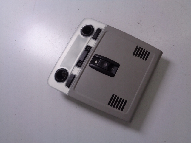 фото №1, Лампа потолочный bmw x1 e84 2012 rok