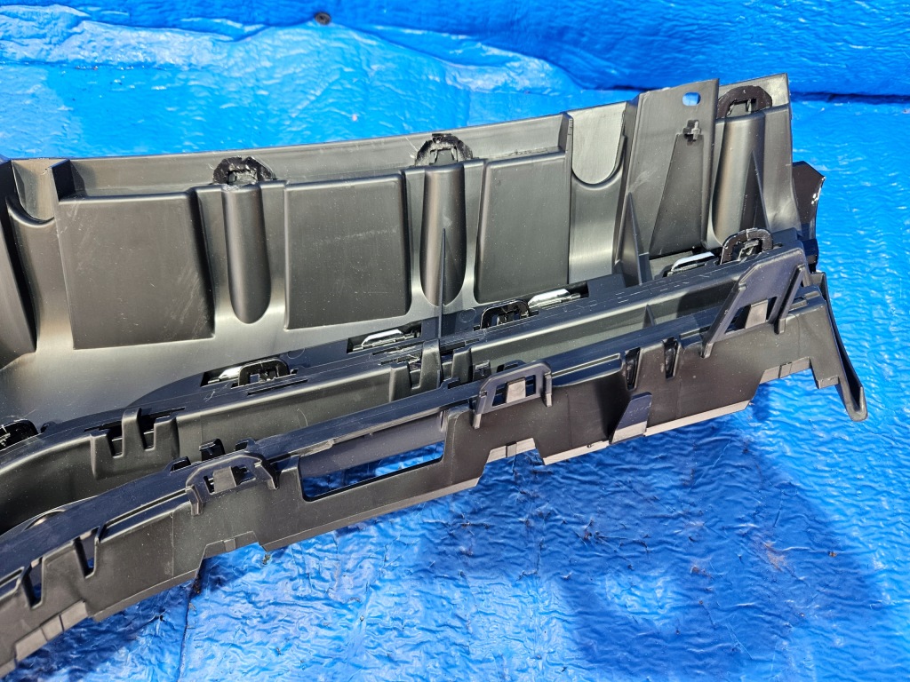 фото №9, Renault kangoo iii lift 623101381r решётка радиатора решётка радиатора бампера оригинал