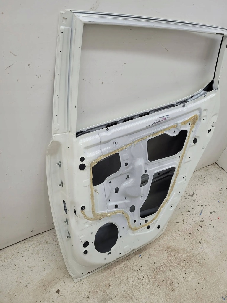 фото №8, Nissan leaf ii 2 17+ дверь задняя задние правое fv