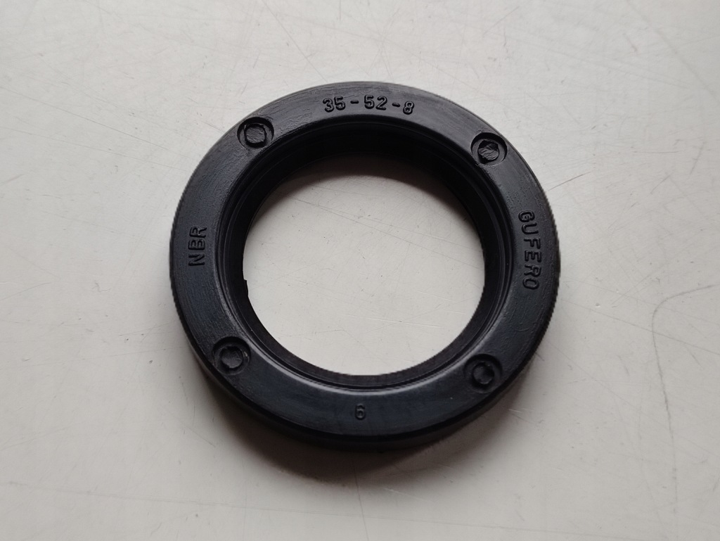 Купити Сальник ступиця задній skoda 130 35x52x8