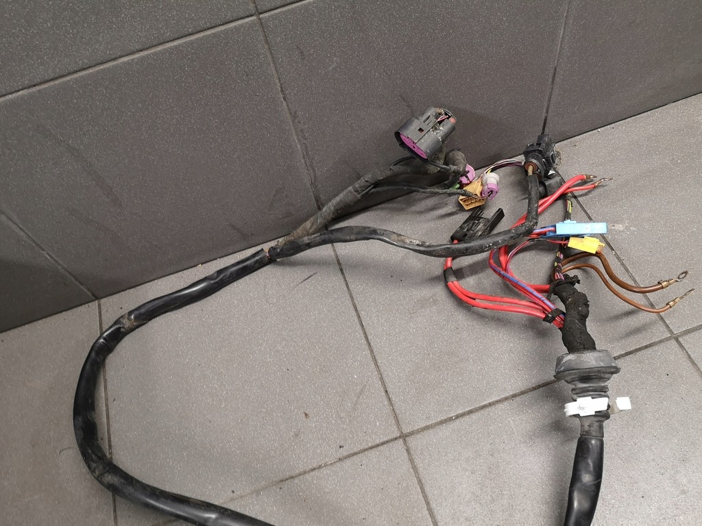 фото №6, Джгут вентиляторів audi rs6 c5 4.2bt 4b7971725e