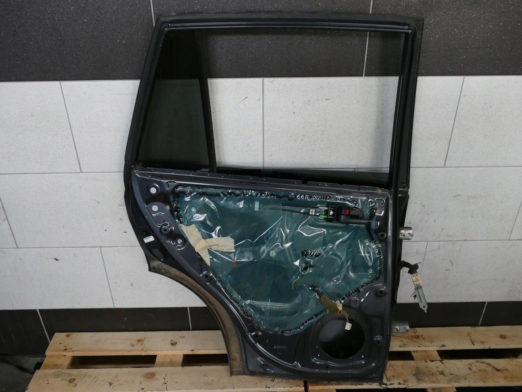 фото №14, Toyota rav4 ii lift дверь левый задняя левая задние 1e0 5-дверь