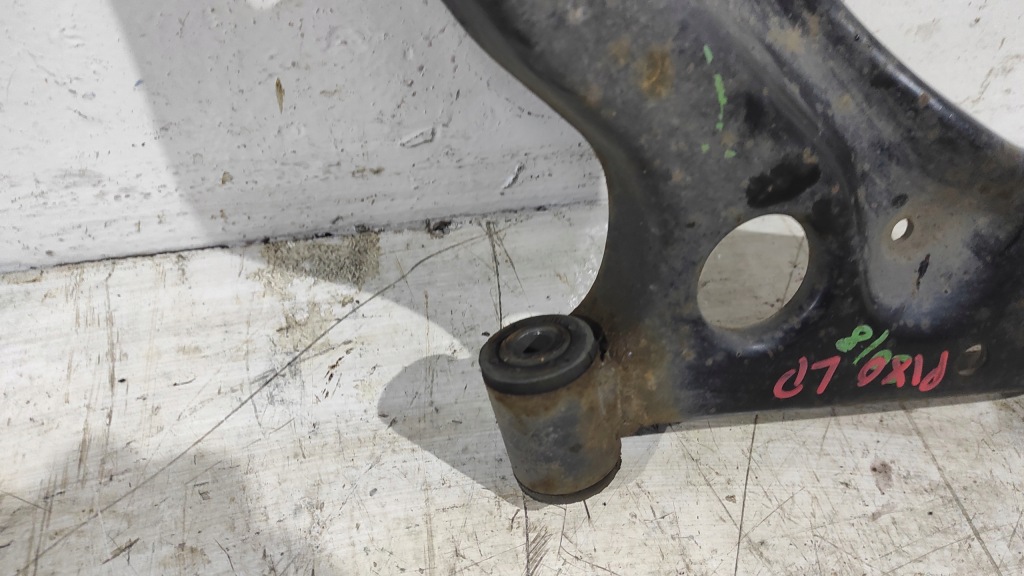 фото №3, Рычаг левый перед alto pixo 09-