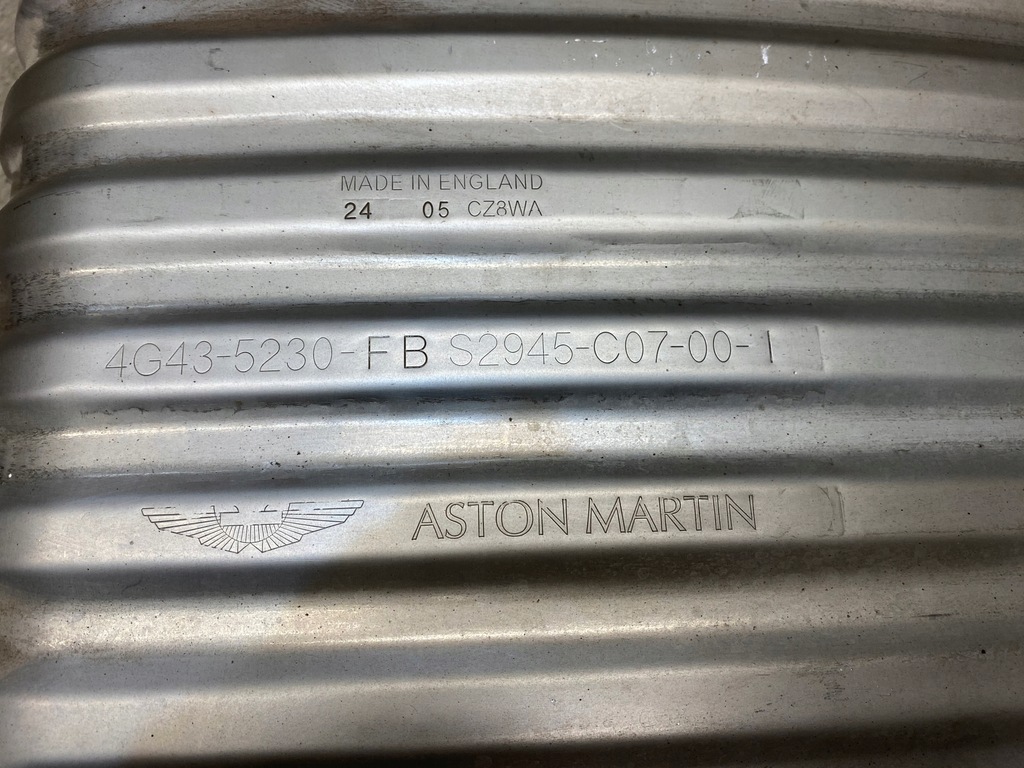 фото №12, Гасник вихлоп кришка клапан aston martin db9 5.9 6.0 v12