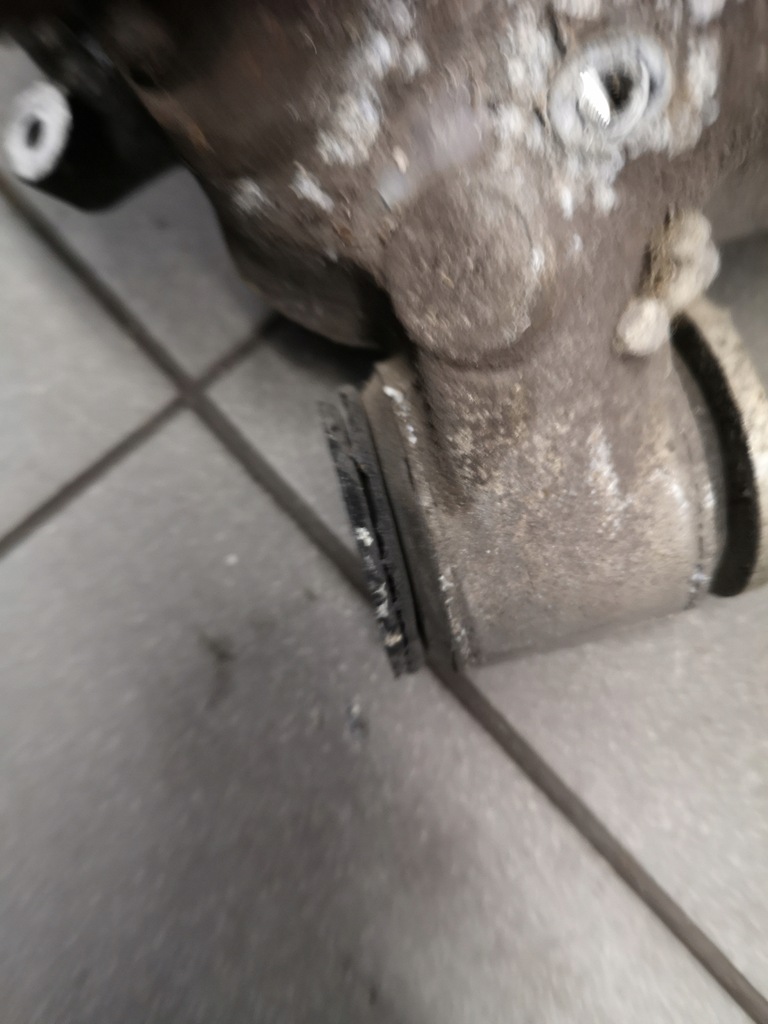 фото №7, Поворотный кулак левый задняя audi a8 d3 4.2 tdi