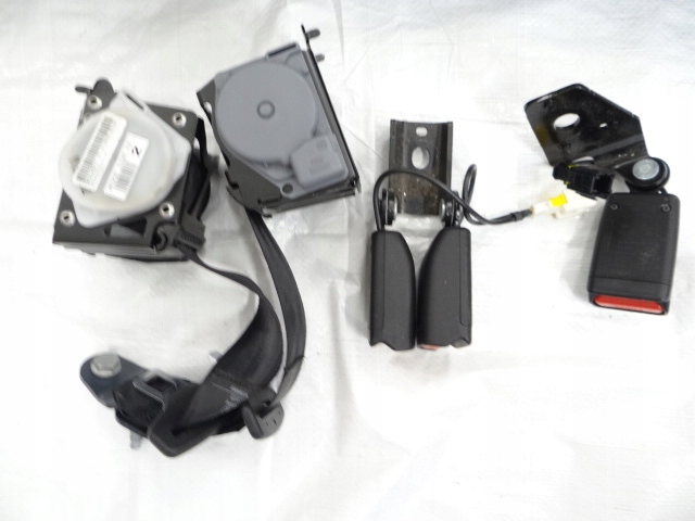 фото №7, Citroen ds4 lift ds4 crossback сиденья заднее сиденье ремни клипсы alcantara идеальное состояние