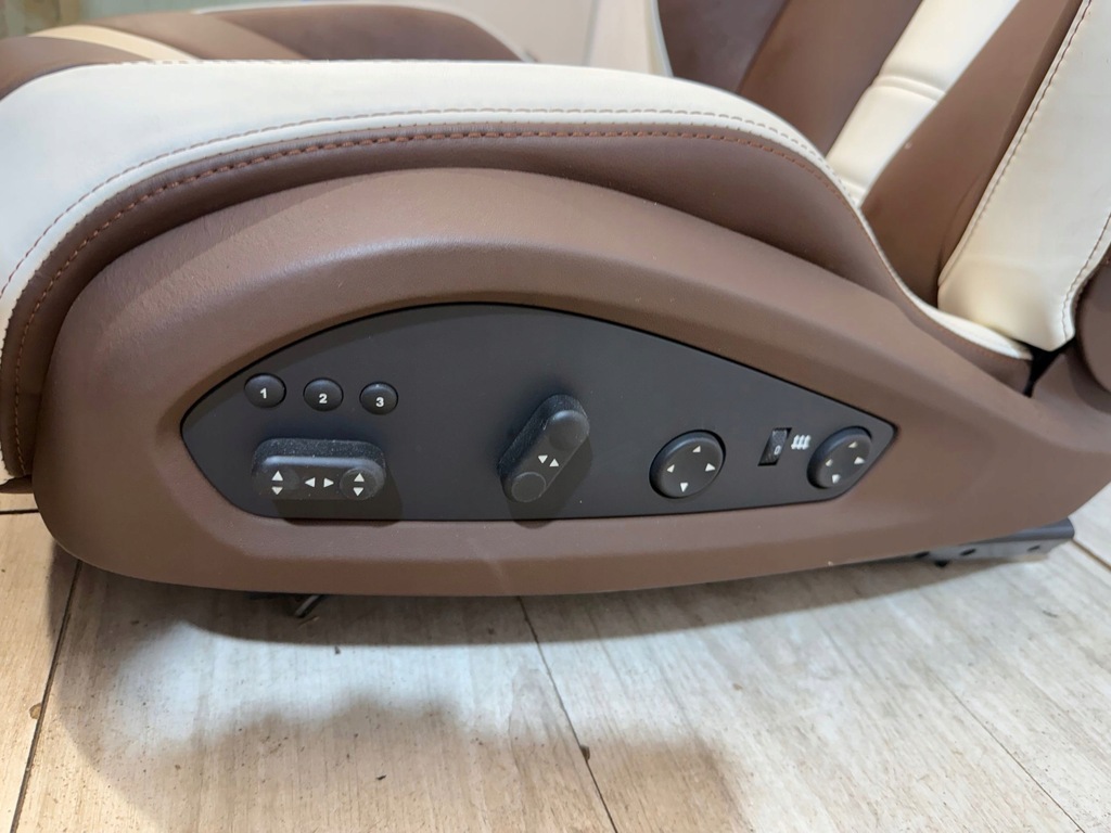 фото №5, Ferrari 458 сиденье водителя заднее сиденье