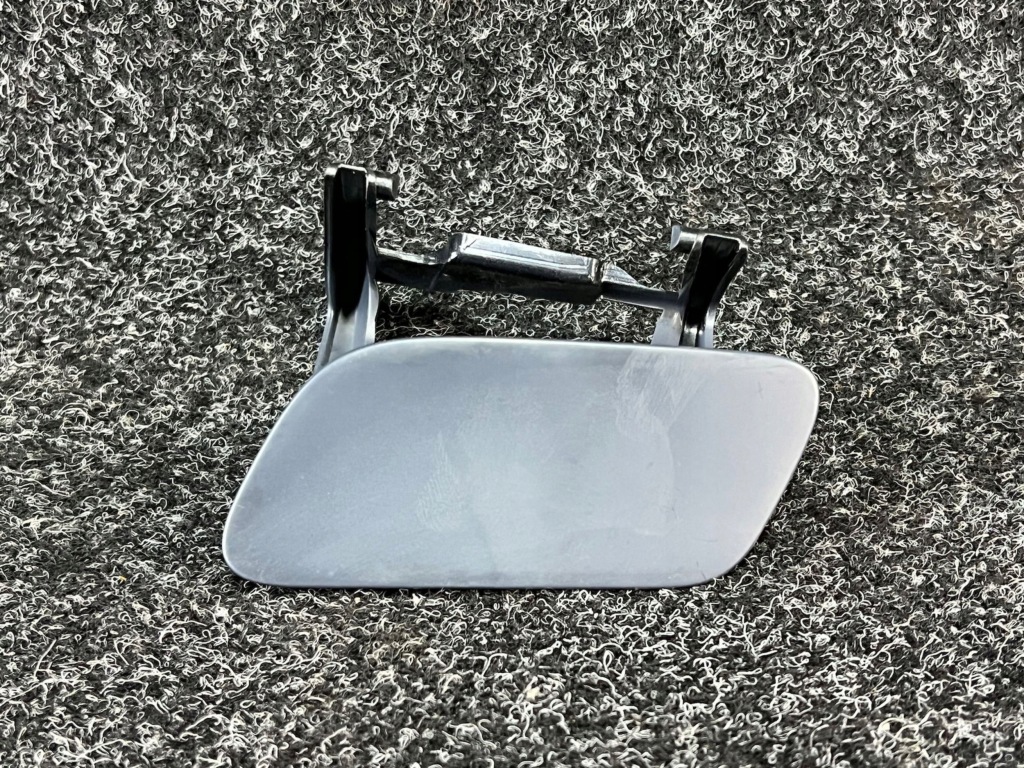 Купить Заглушка распылителя левая mercedes gla w156