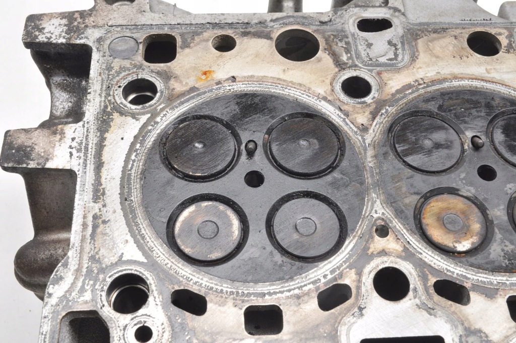 Mini r55 r56 r57 r58 r59 r60 r61 2.0d 143km головка 7812606 двигуна n47c20a Доставка