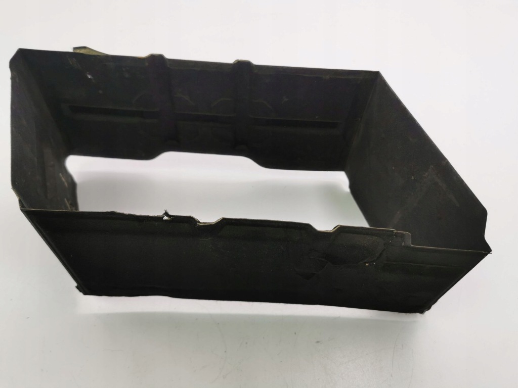 Hyundai tucson tl 2016 основание аккумулятор Недорого