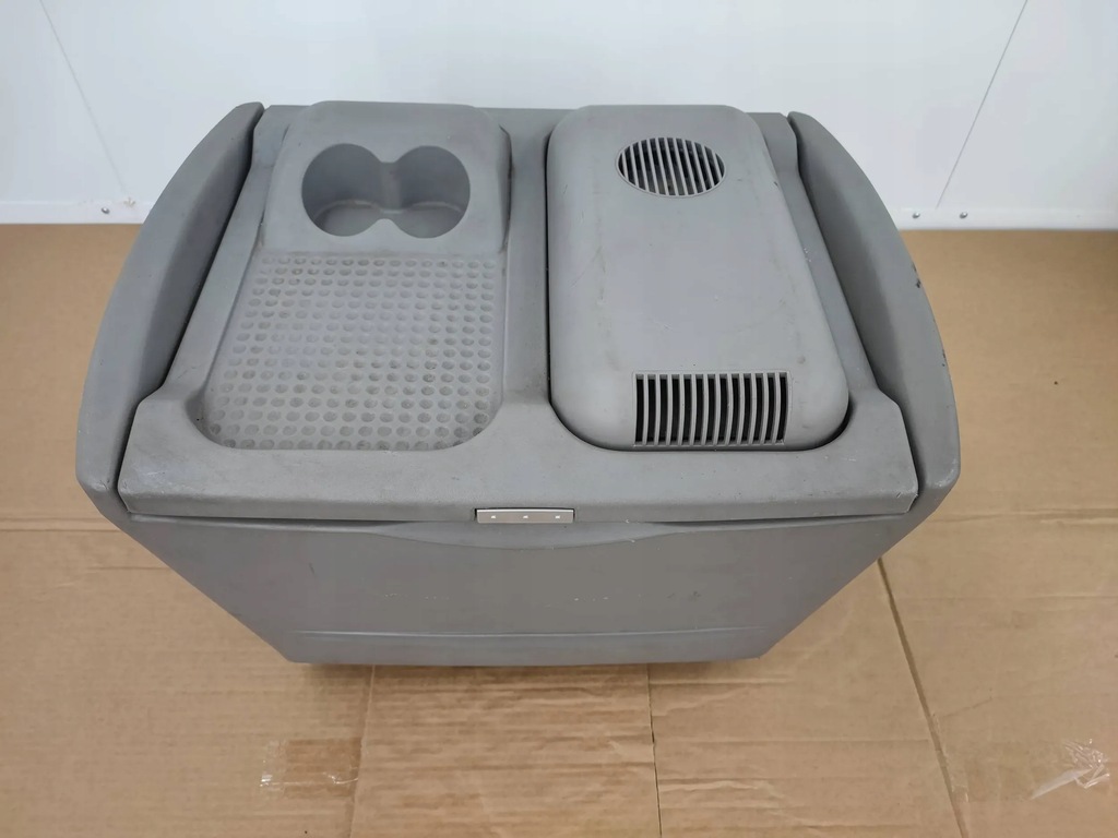 фото №1, Холодильник автомобильная vw sharan 7m0065403