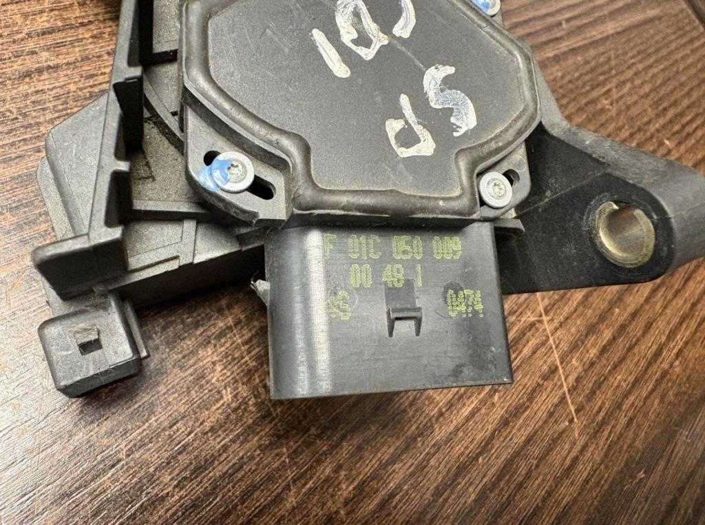 Педаль газа mercedes-benz sprinter w901 w902 w903 w904 9013000504 с Разборки