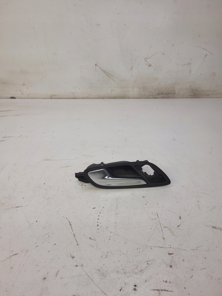 фото №1, Ручка внутренняя левый перед audi tt 8j 8j1837019