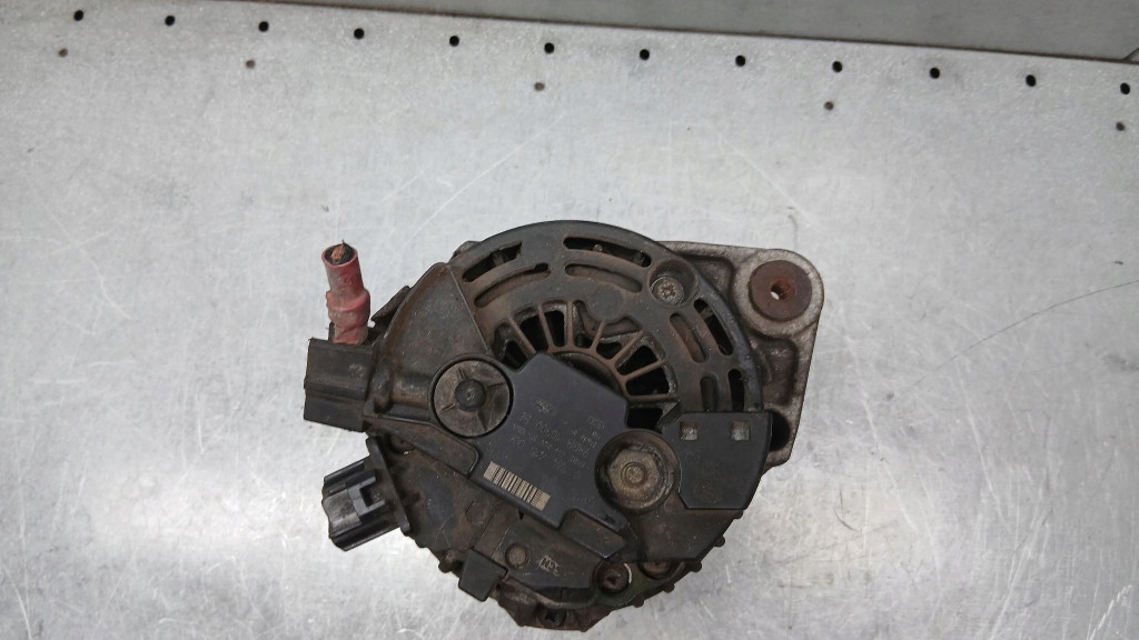 Генератор ford cougar 98-02r 2.0b 0124415006 Киев