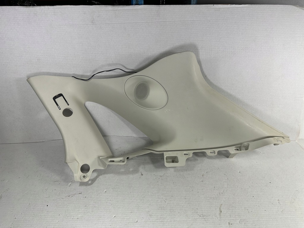 фото №1, Edge mk2 оббивка стійка права задня