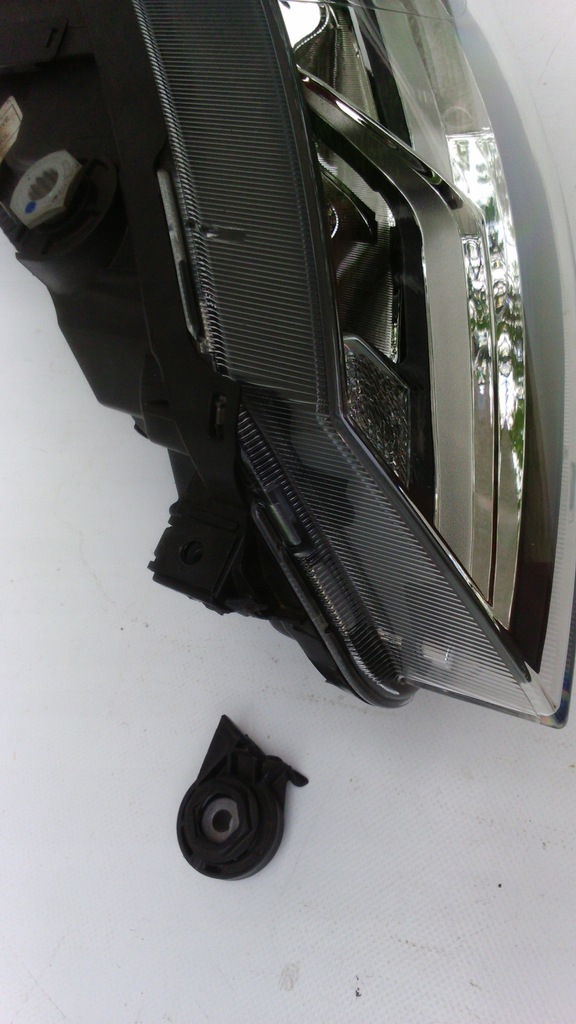 фото №14, Seat ibiza v 6f1 led лампа левая перед 6f1941015a