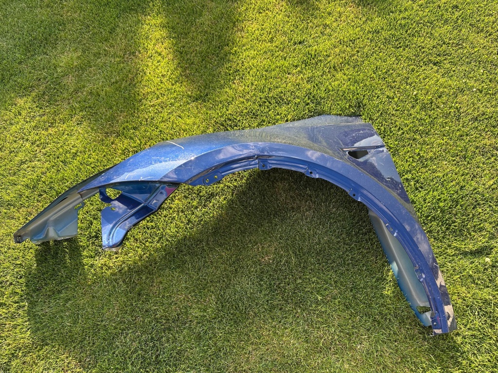 Tesla model y 20- крыло  левое  перед оригинал в Украине