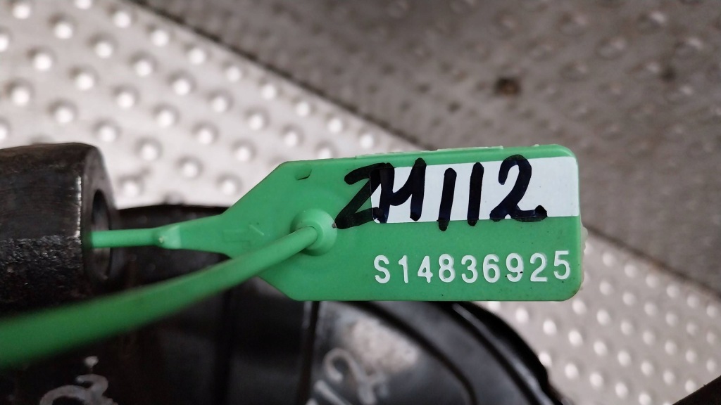 фото №7, Поворотний кулак ступиця супорт лівий перед 20900 mercedes w203 w209 slk r171 2.2cdi