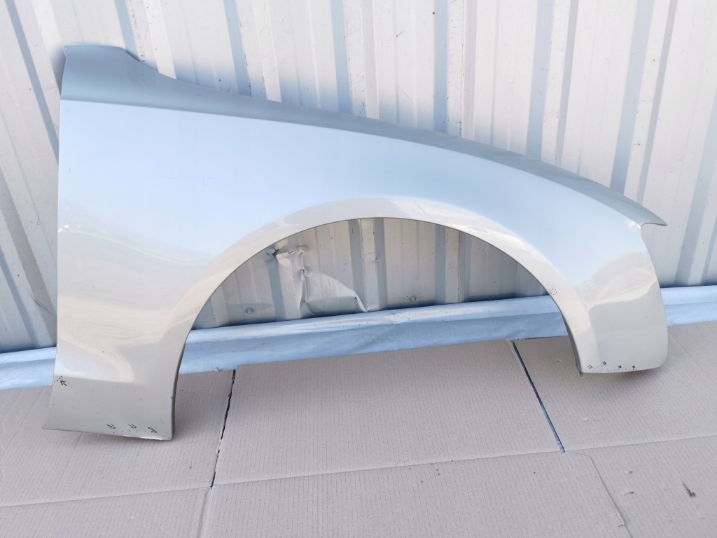 Audi a5 8t0 крило передній правий гарний перед Недорого