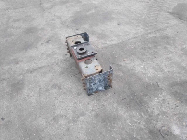 фото №2, Балка кронштейн фаркопа scania r