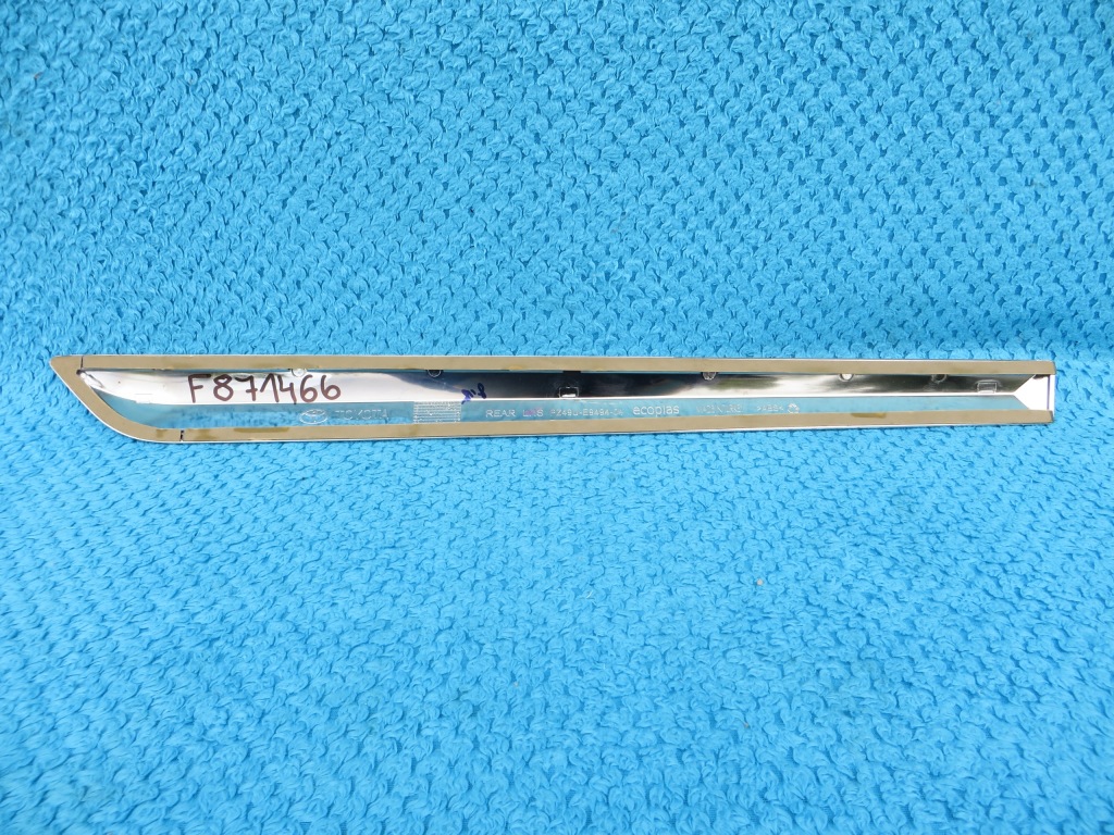 фото №4, Corolla e16 молдинг двері лівий задня хром