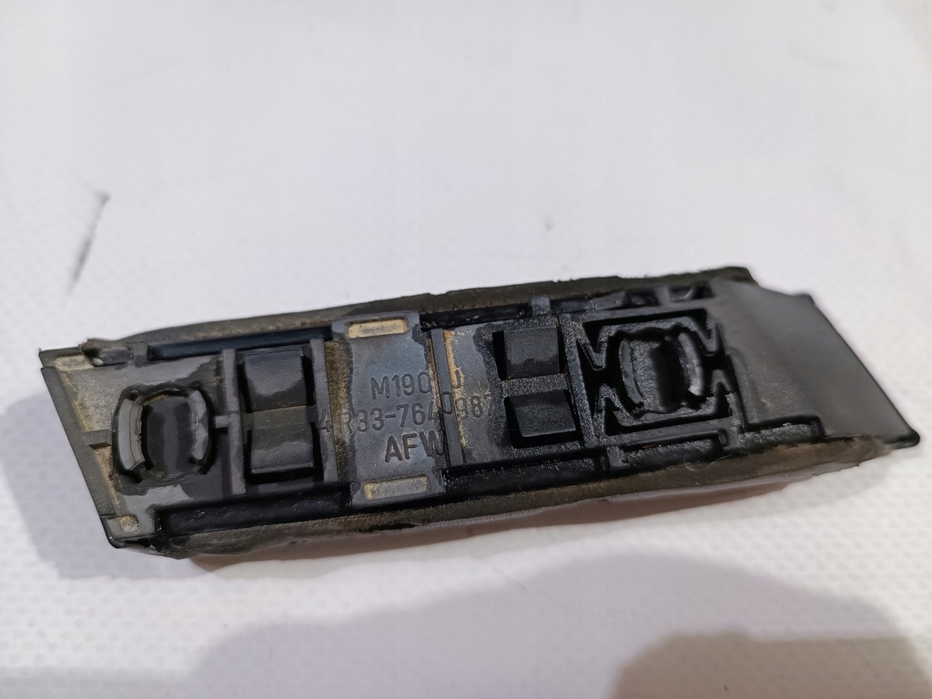 фото №5, Молдинг кузовна ліва ford mustang cabrio 05-09