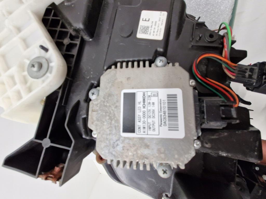 фото №8, Nissan leaf i лампа правый правая перед передняя led europa